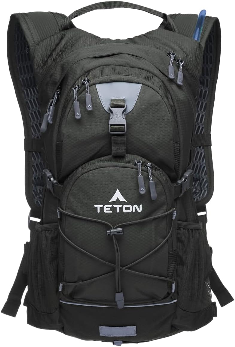 Teton Oasis Trailrunner Hydration Backpack, Lightweight Water Pack with 2L/3L Bladder for Hiking, Running, Cycling, Biking 18L/22L Sizes, Sewn-in Rain Cover, Fits Men and Women